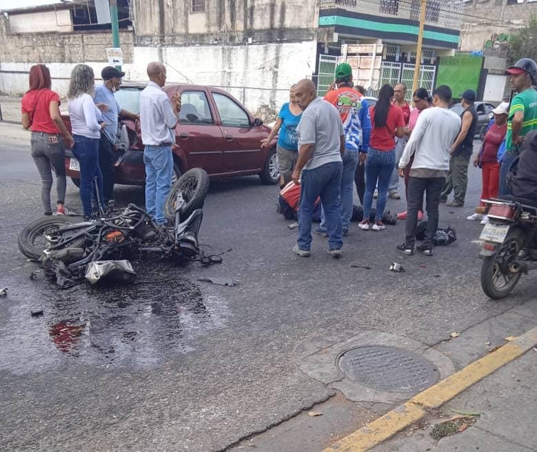 En horas de la mañana de este miércoles 3 de abril, se registró un accidente de un  Motorizado donde resultó gravemente lesionado un hombre