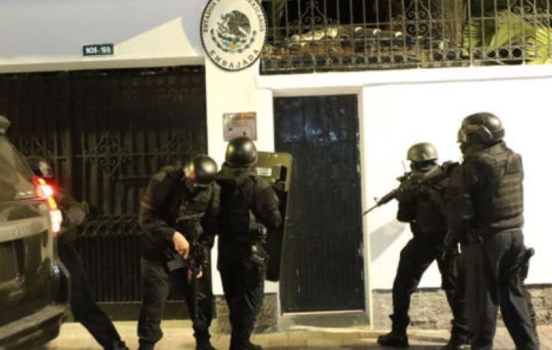 asalta a la embajada CIJ