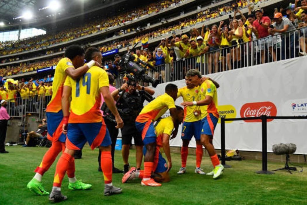 Colombia debutó