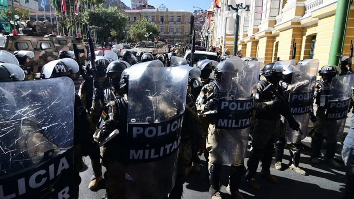 Golpe de Estado en Bolivia fue reportado hoy miércoles; el presidente Luis Arce Catacora, denunció irregularidades militares