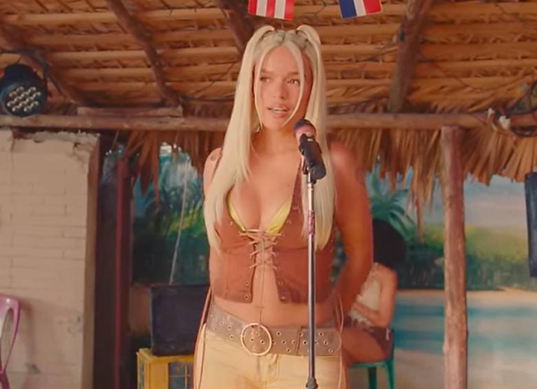 Karol G estrena merengue “Si antes te hubiera conocido”
