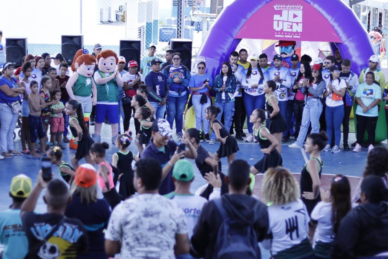 Alcalde Diego Corrales activó el Mostacho Fest San Joaquín 2024