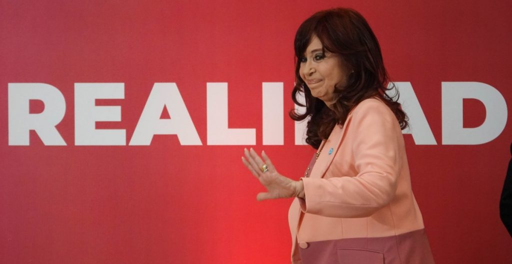 Cristina Fernández criticó cuestionamientos sobre democracia venezolana