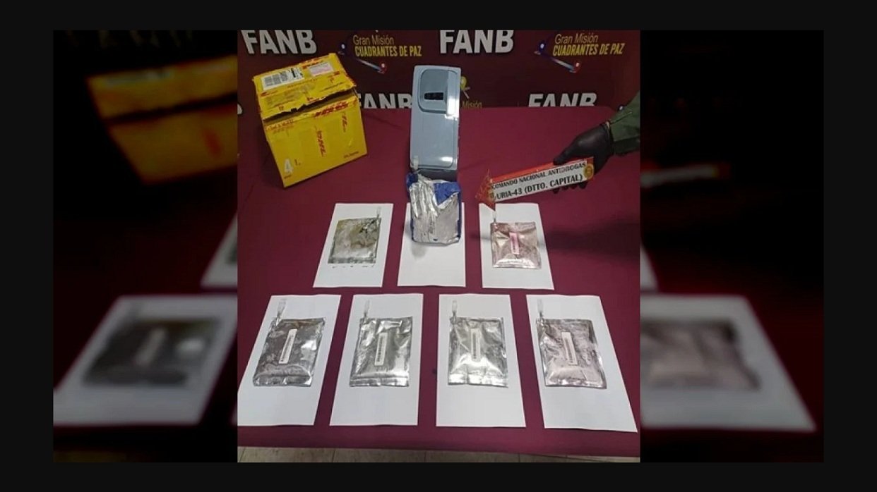 Tres kilos de cocaína líquida