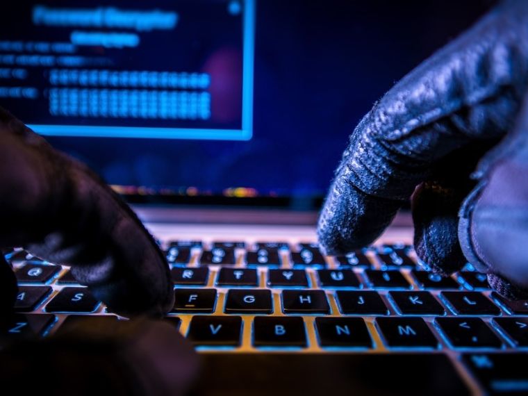 Maduro: recibimos ataques de bots de España, México y Argentina