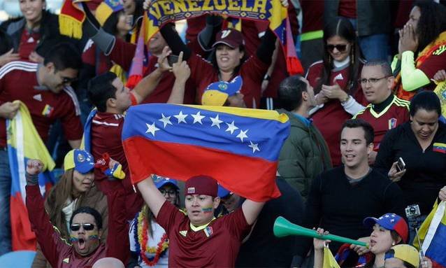 FVF prohibe el uso de banderas