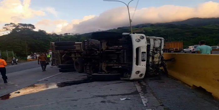 Falleció oficial de Politáchira en accidente de tránsito en Valencia