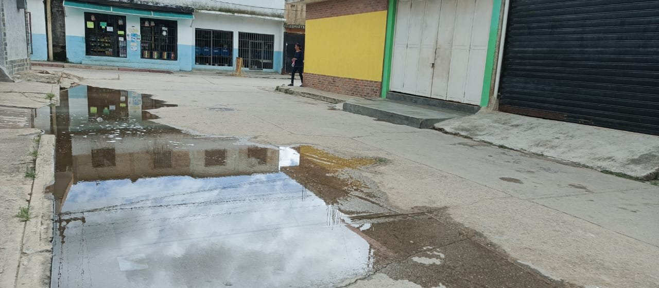 Habitantes del sector Simón Bolívar