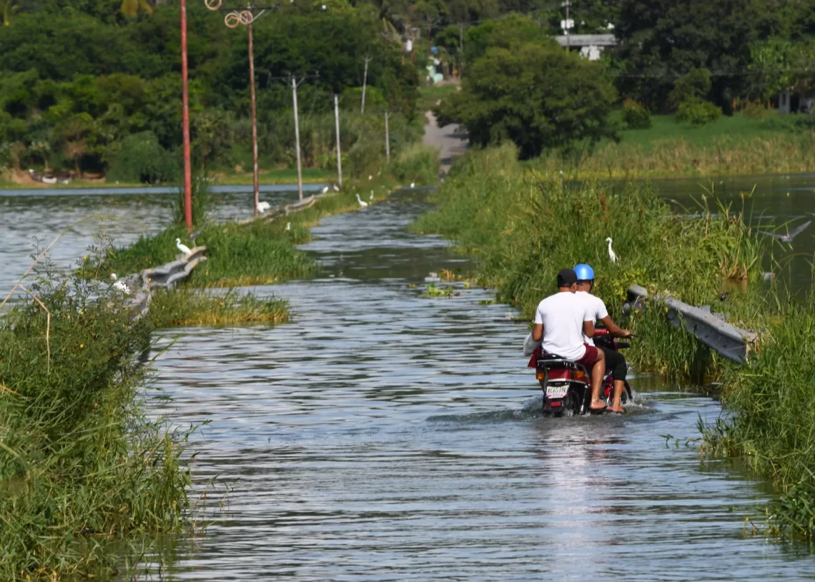 Vecinos de Isla La Culebra temen a quedar incomunicados