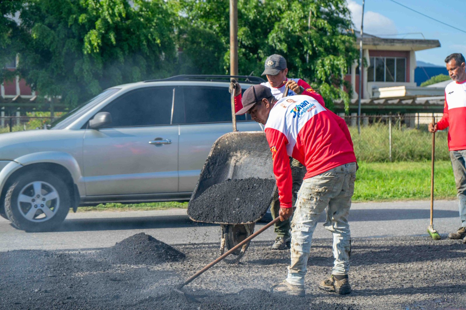 Colocadas 83 toneladas de asfalto en diferentes tramos de Guacara