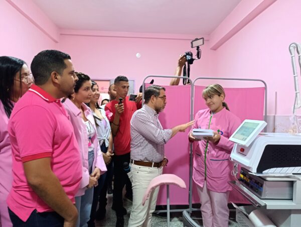 Gobernador Lacava inauguró Centro de Atención Integral para la Mujer en San Joaquín