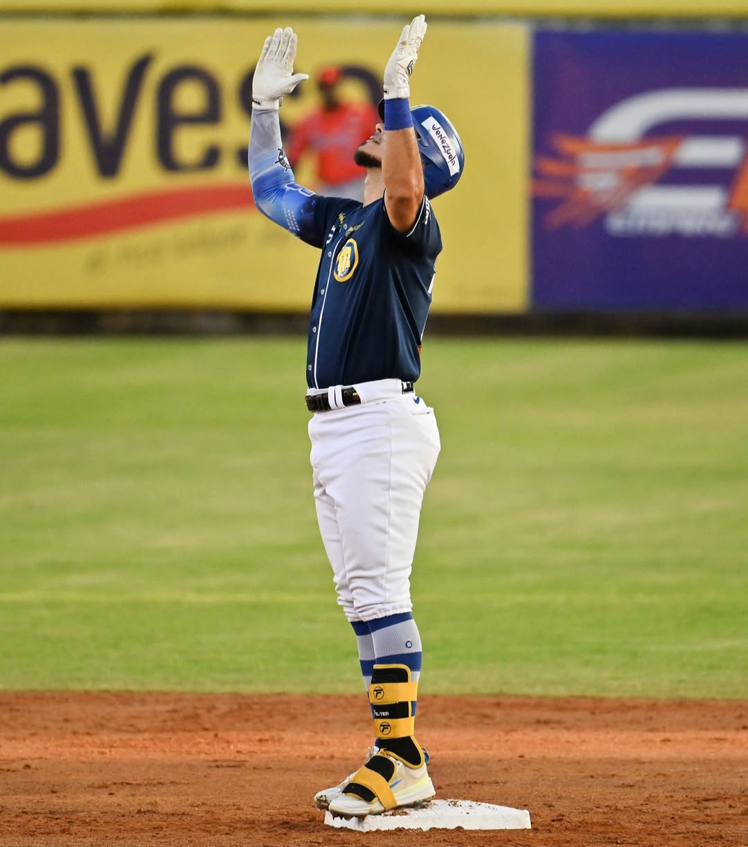 Magallanes vapuleó a Caribes en Valencia