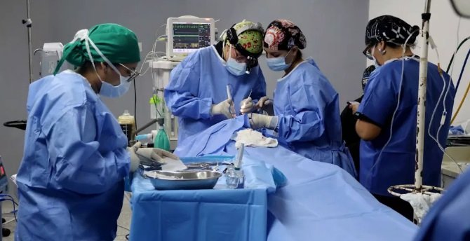 Continúan jornadas quirúrgicas gratuitas en la CHET para pacientes del CAIC con patologías ORL