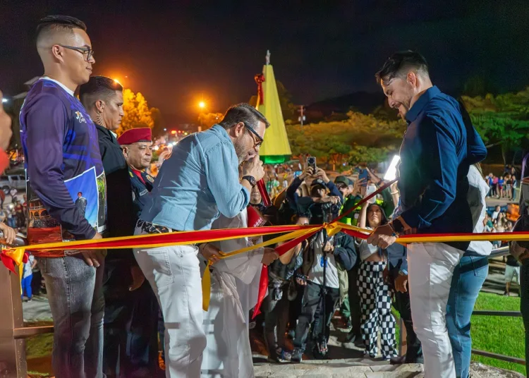 Gobernador Lacava y alcalde Casteñeda inauguraron Parque Metropolitano de Guacara