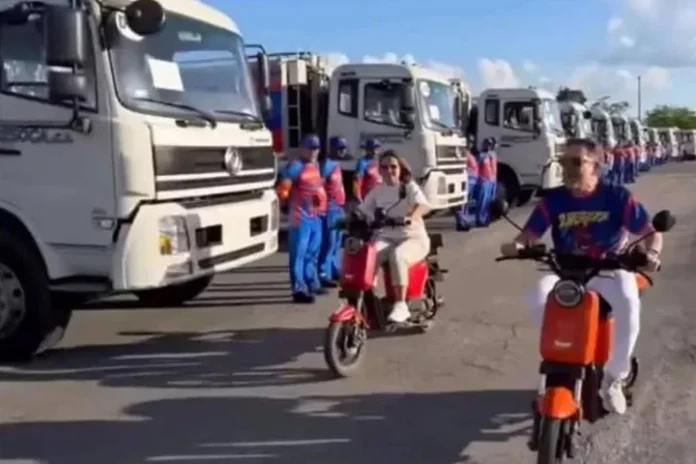 Gobernador Lacava entregó 60 camiones recolectores de basura a la nueva gestión de la alcaldesa encargada de Valencia