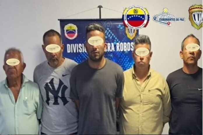 Combo delictivo compuesto por cinco