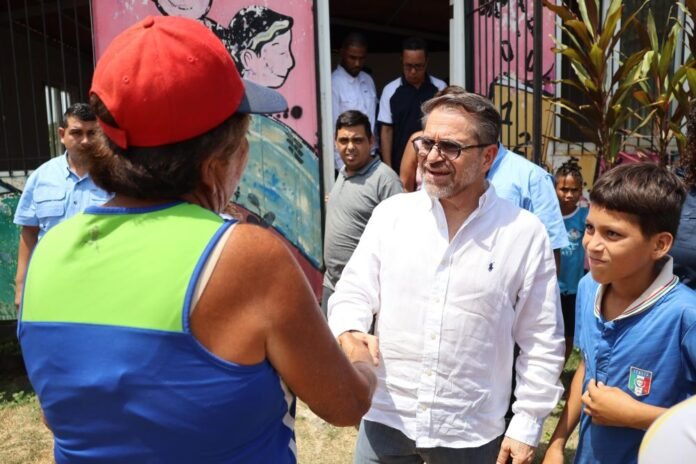 Gobernador Lacava lideró abordaje