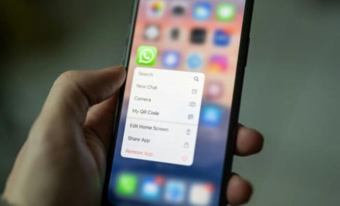 WhatsApp recupera la normalidad