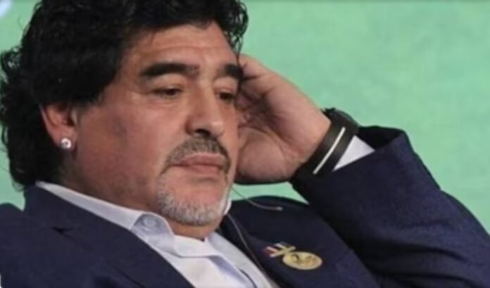 Médico que intentó reanimar a Maradona