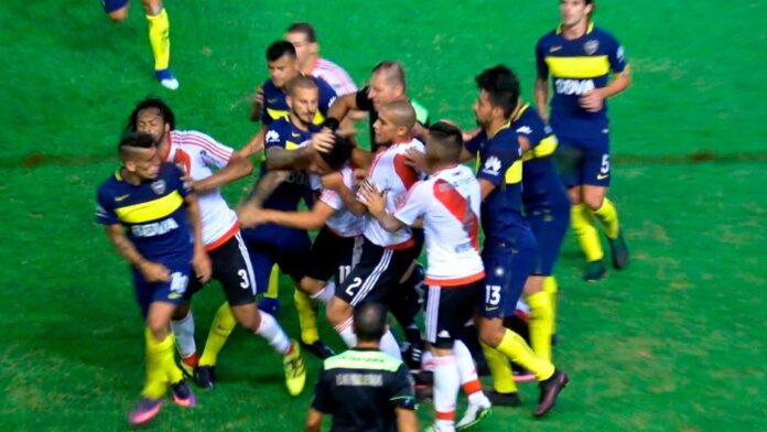 Conmebol llama a asociaciones de fútbol