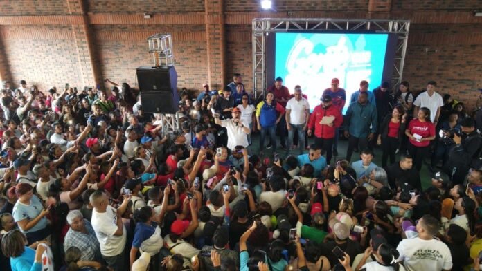 Transfieren competencias a Circuitos Comunales