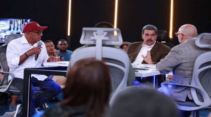 Jefe de Estado pide una oposición coherente