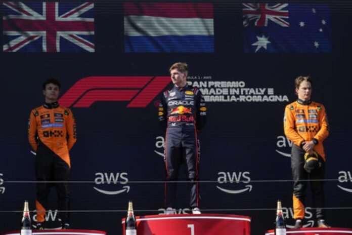 Max Verstappen gana