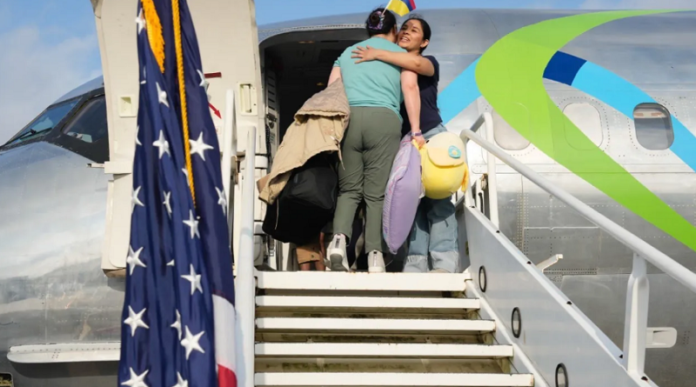 Aterriza en Honduras