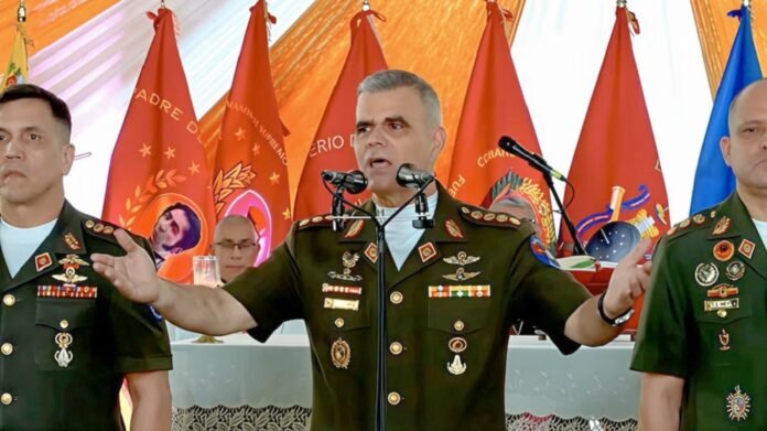 Fuerza Armada venezolana ajusta estrategia