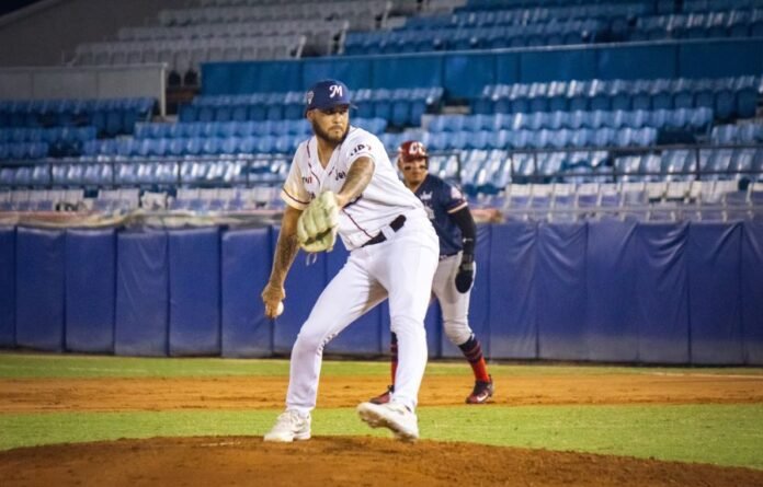 Marineros blanqueó a Senadores