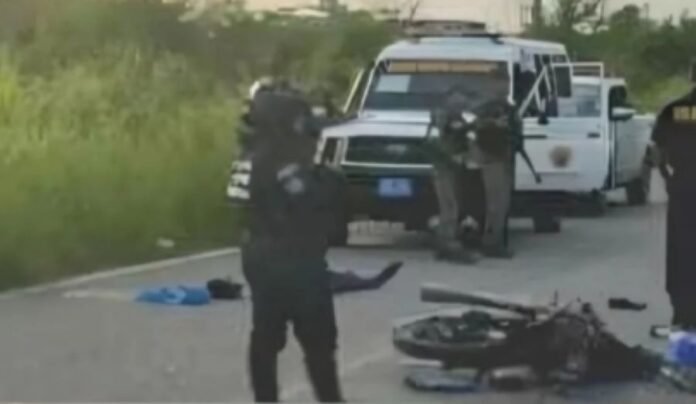 Dos fallecidos por colisión entre motos