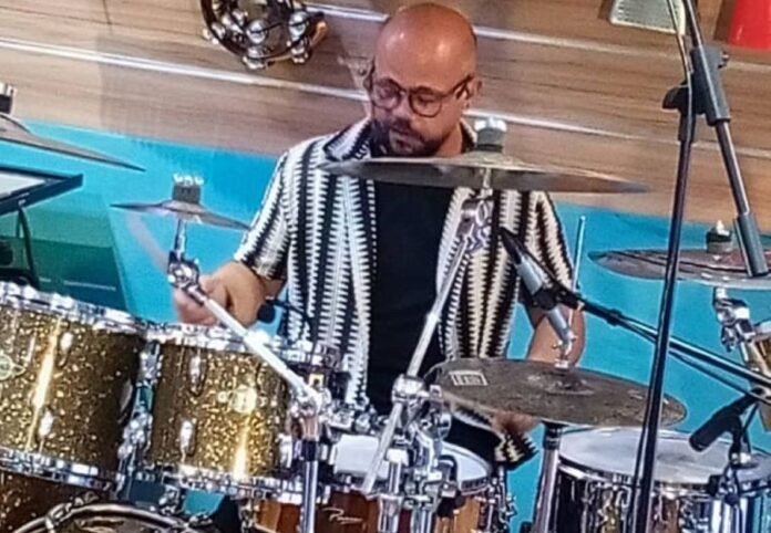 José Poke baterista marabino José «Poke» Ferrer