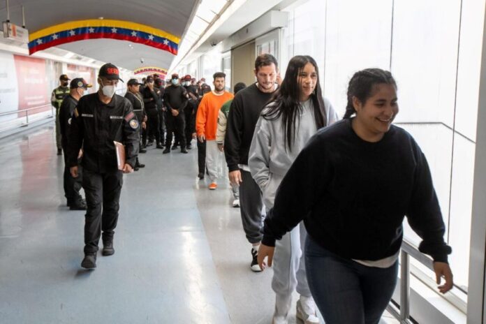 Migrantes venezolanos llegaron al país