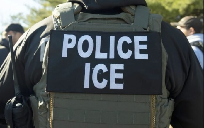 EE.UU. deporta a inmigrantes