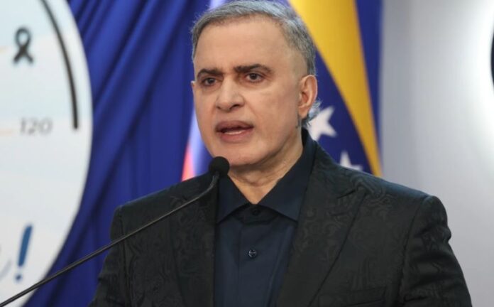 Fiscal Saab califica de 