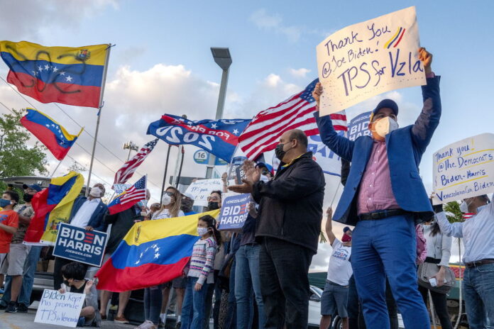 Venezolanos Protestan en EEUU