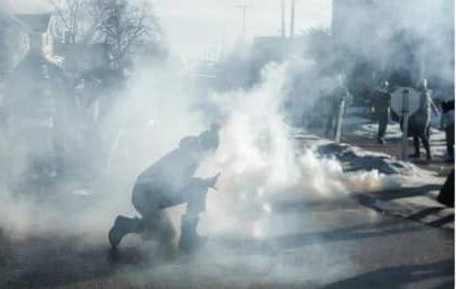 Detienen a agente de ICE